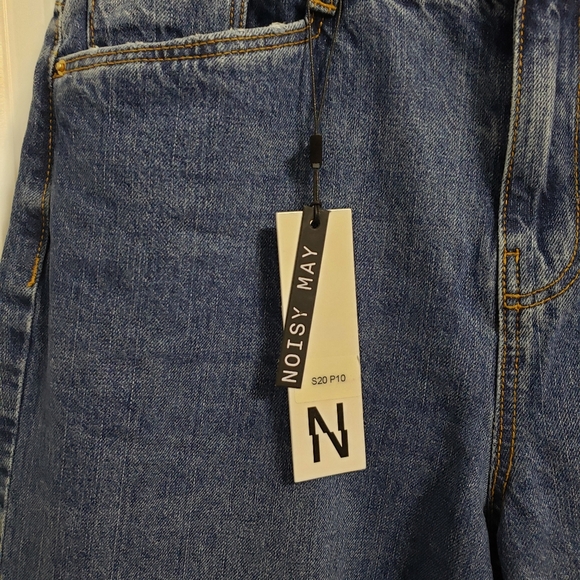 NOISY MAY Blue Straight Leg Mia Denim Jeans - Picture 9 of 9